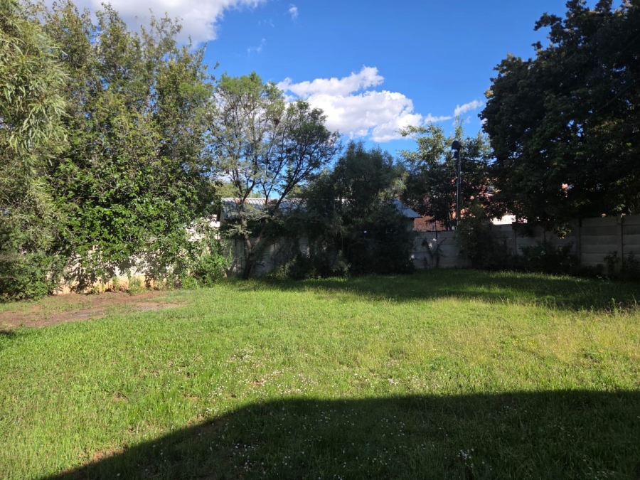 8 Bedroom Property for Sale in Brandwag Free State